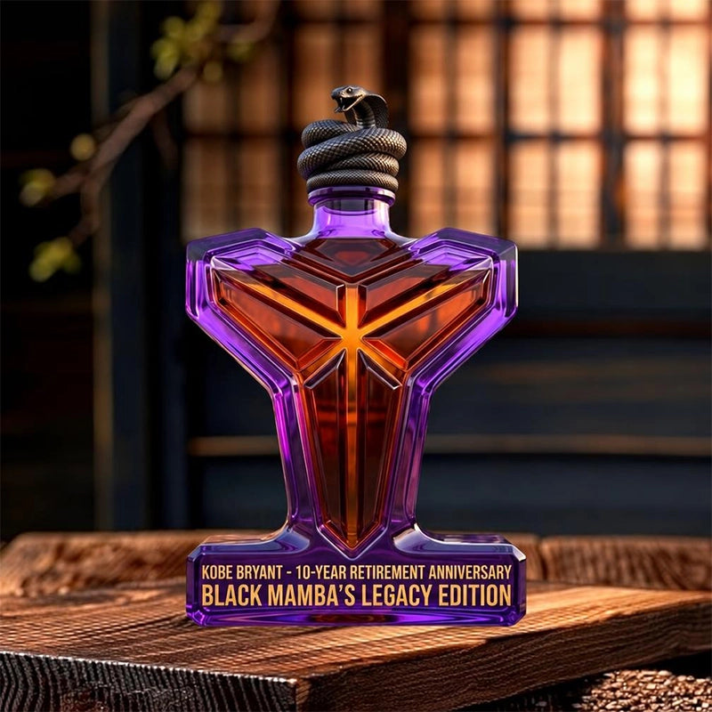 Decorative Glass Whiskey Decanter