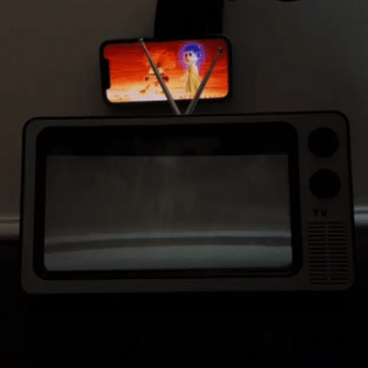 Retro TV Phone Screen Magnifier